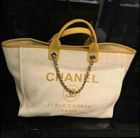 sac chanel 31 rue cambon paris prix|Chanel 31 large shopping bag.